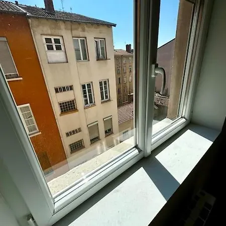 T3 - Place Colbert - Centre Apartment *